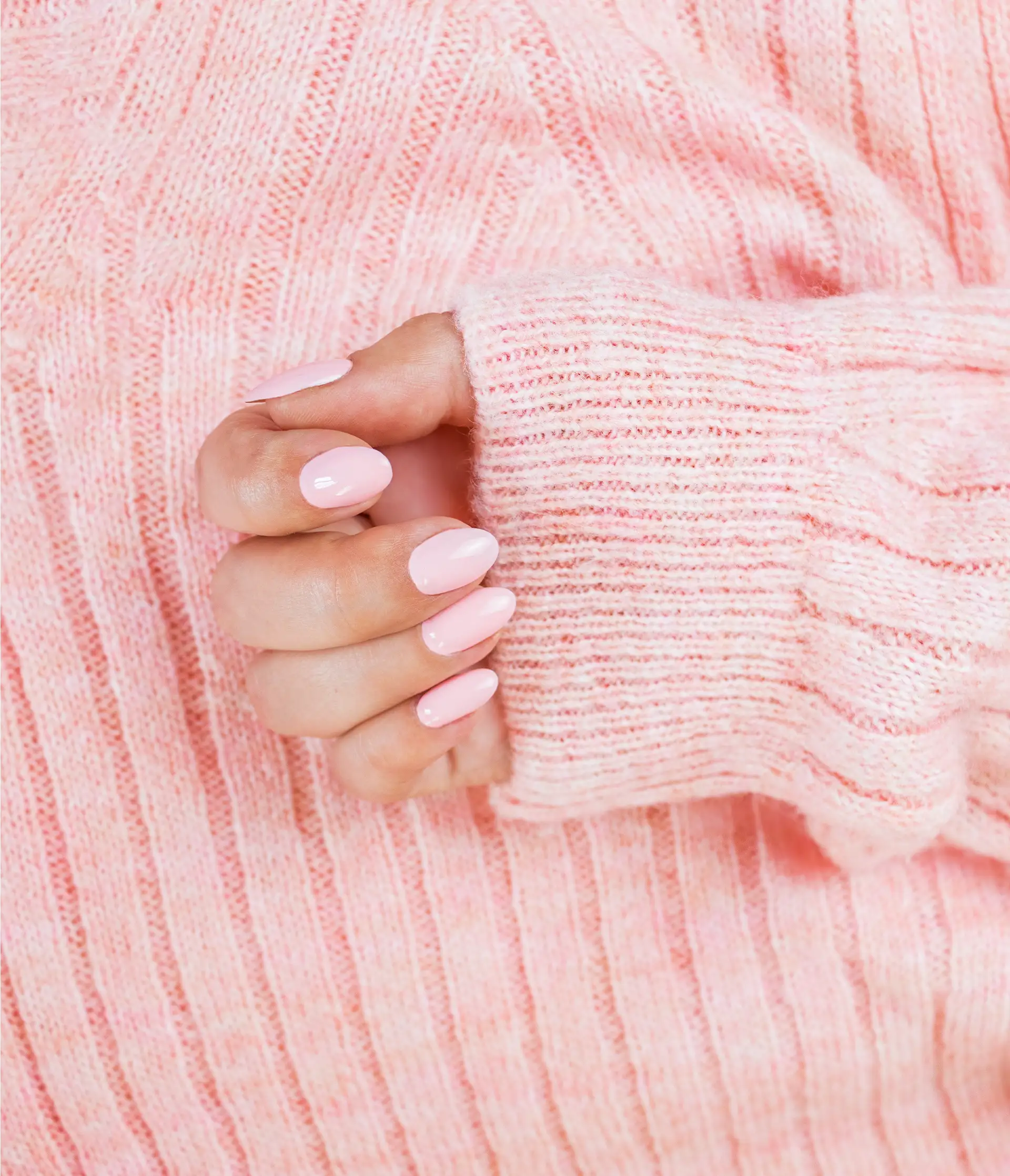 Gepflegte Hände mit einer Maniküre